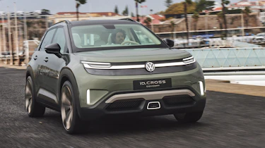 Volkswagen ID. Cross Concept - front tracking