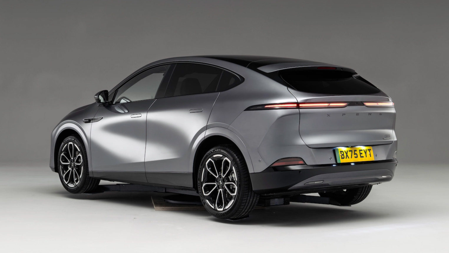 XPeng G6 - rear static