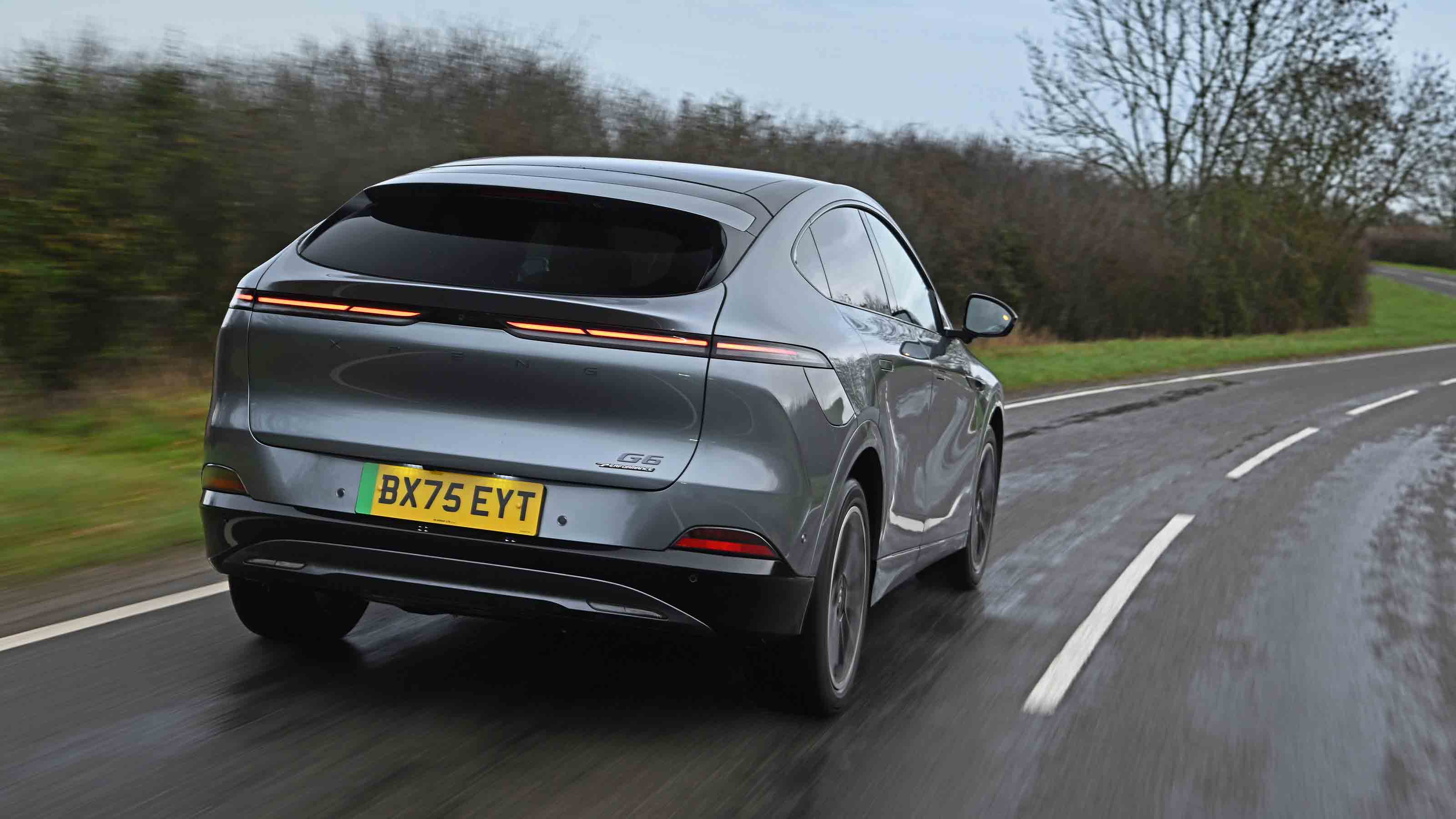 XPeng G6 - rear tracking