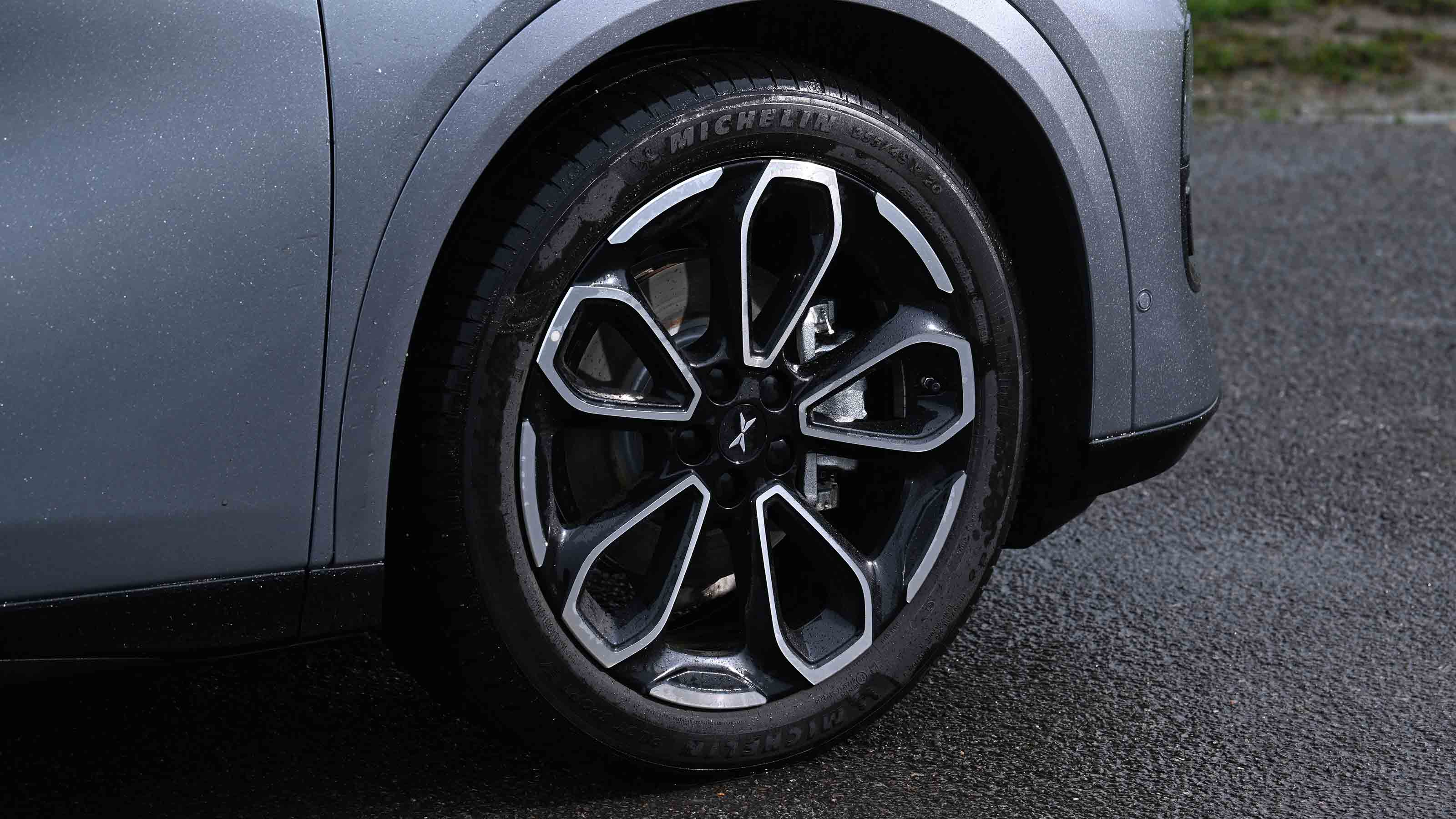 XPeng G6 - alloy wheel detail