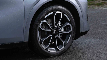 XPeng G6 - alloy wheel detail