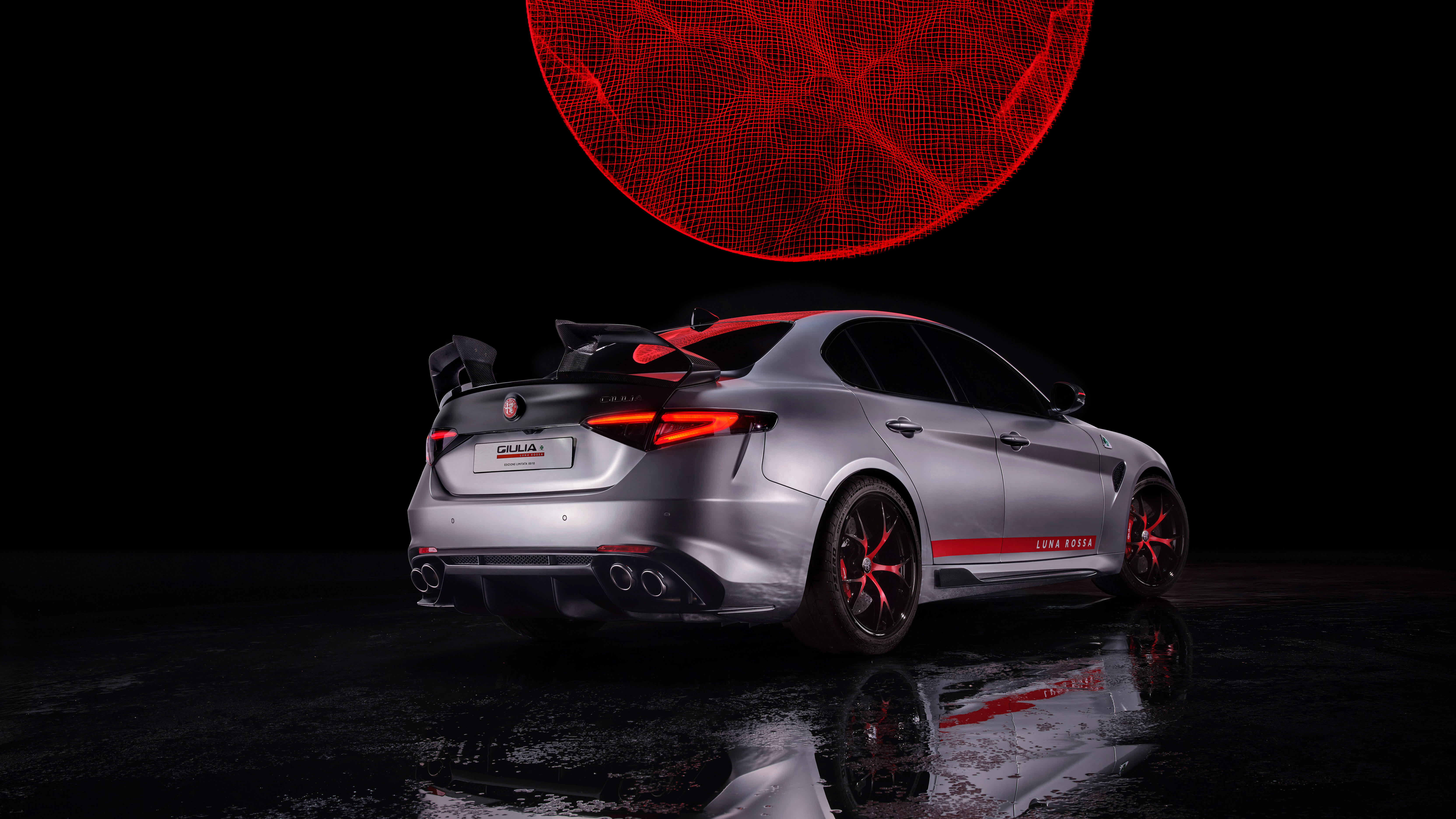 Alfa Romeo Giulia Quadrifoglio Luna Rosa - rear static
