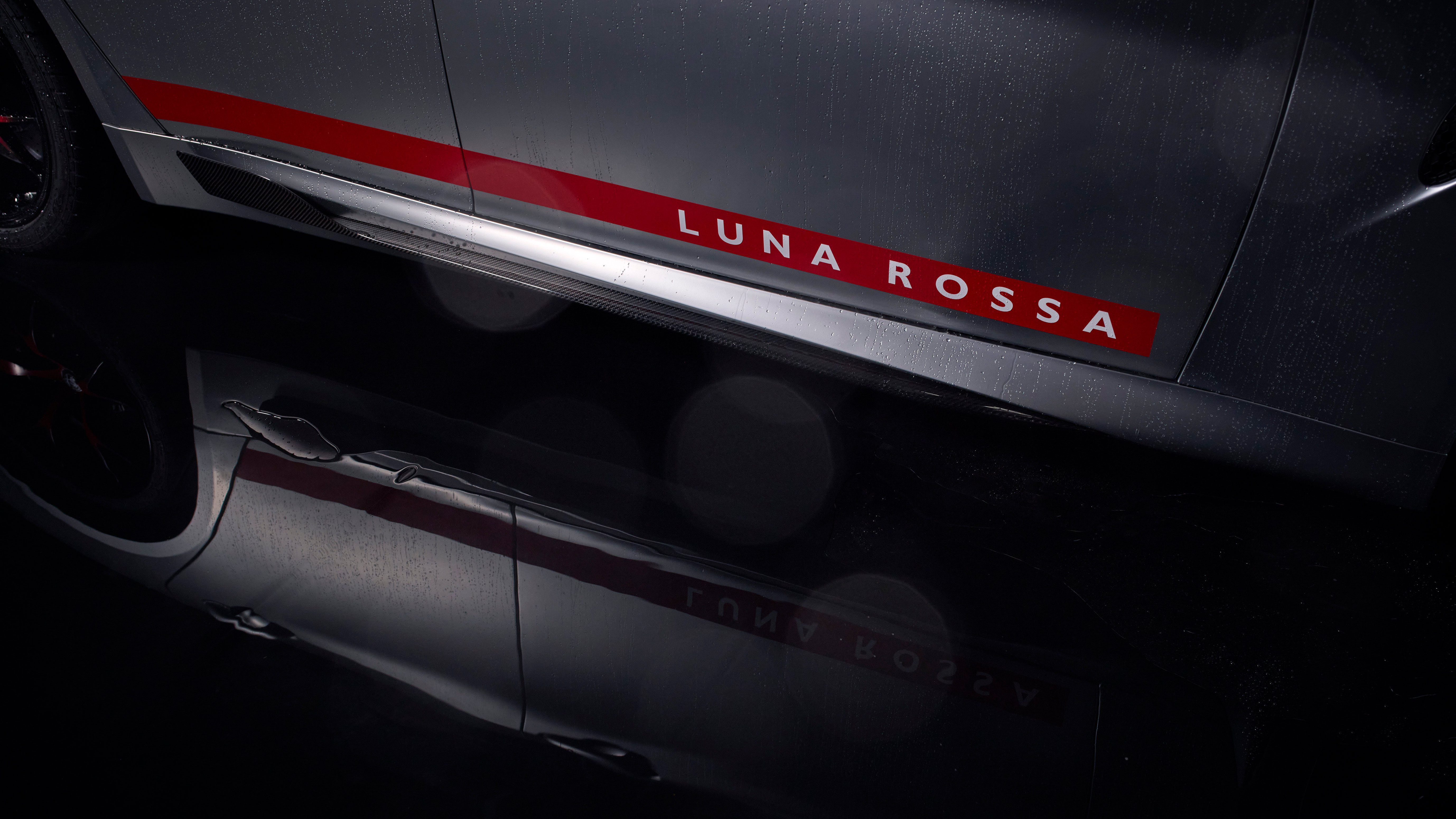 Alfa Romeo Giulia Quadrifoglio Luna Rosa - side detail