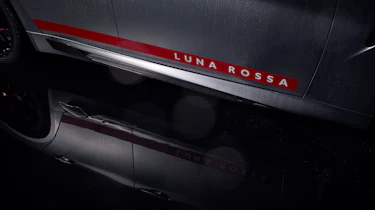 Alfa Romeo Giulia Quadrifoglio Luna Rosa - side detail