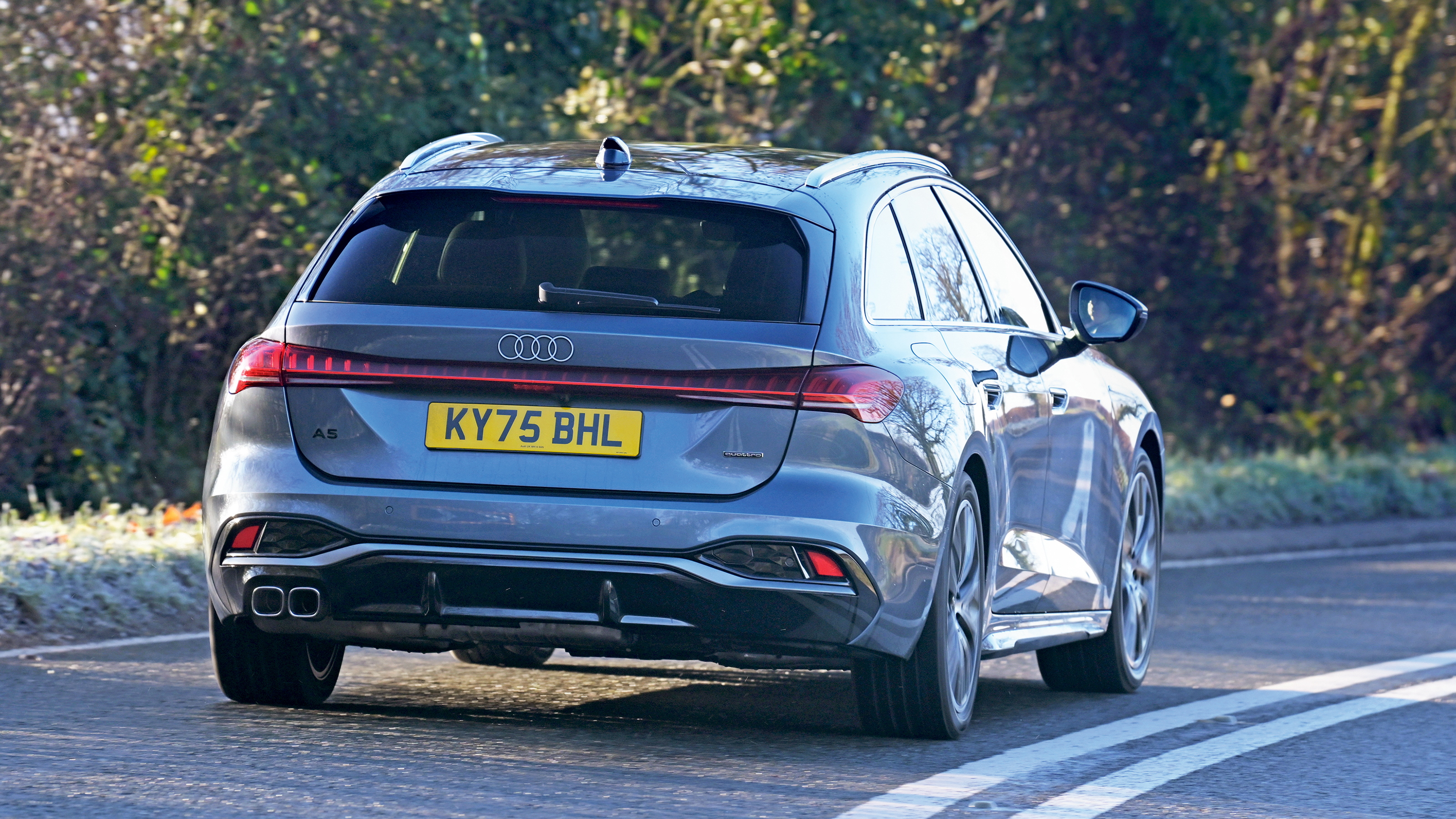 Audi A5 Avant - rear cornering