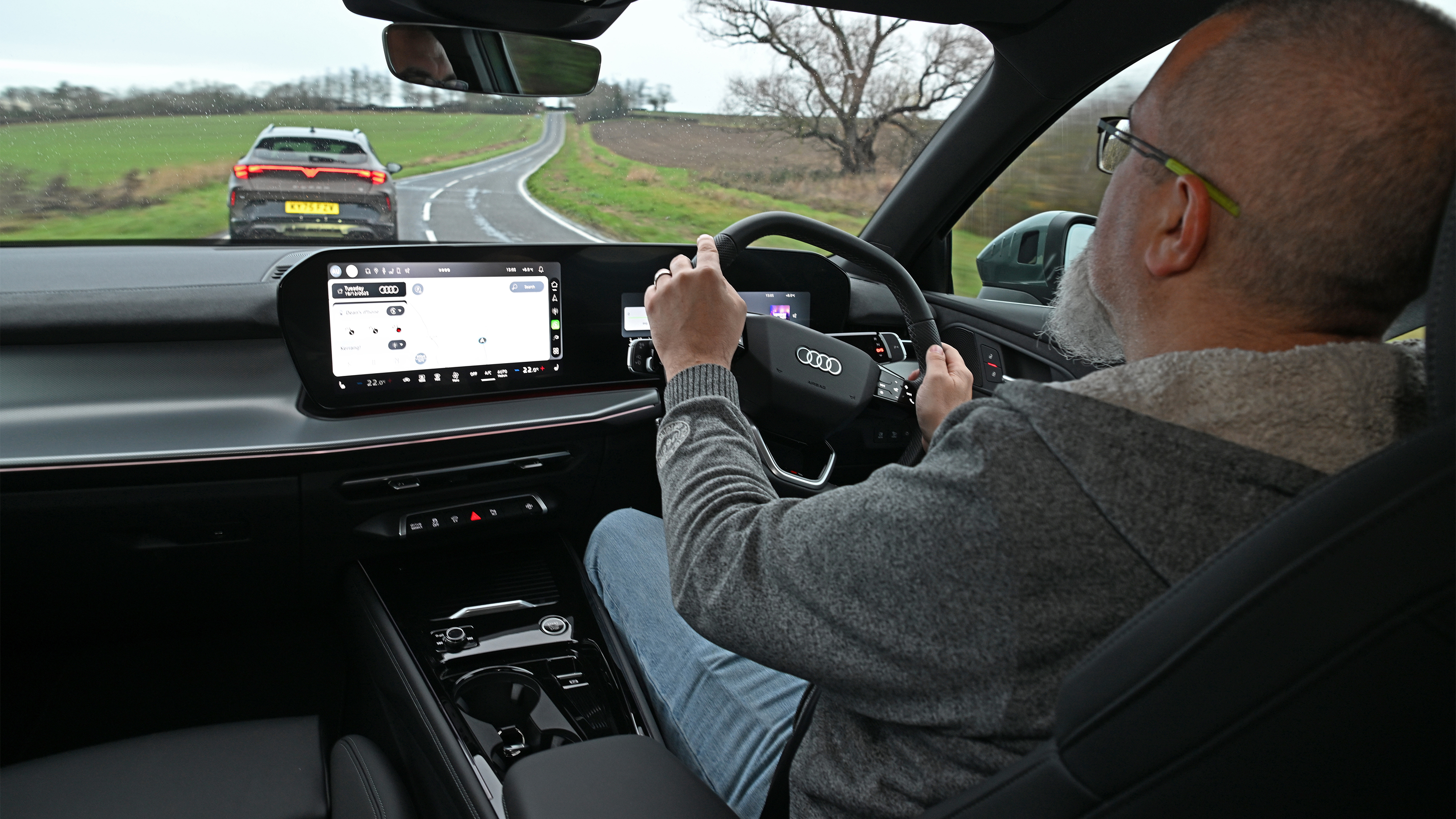 Audi Q3 - driving