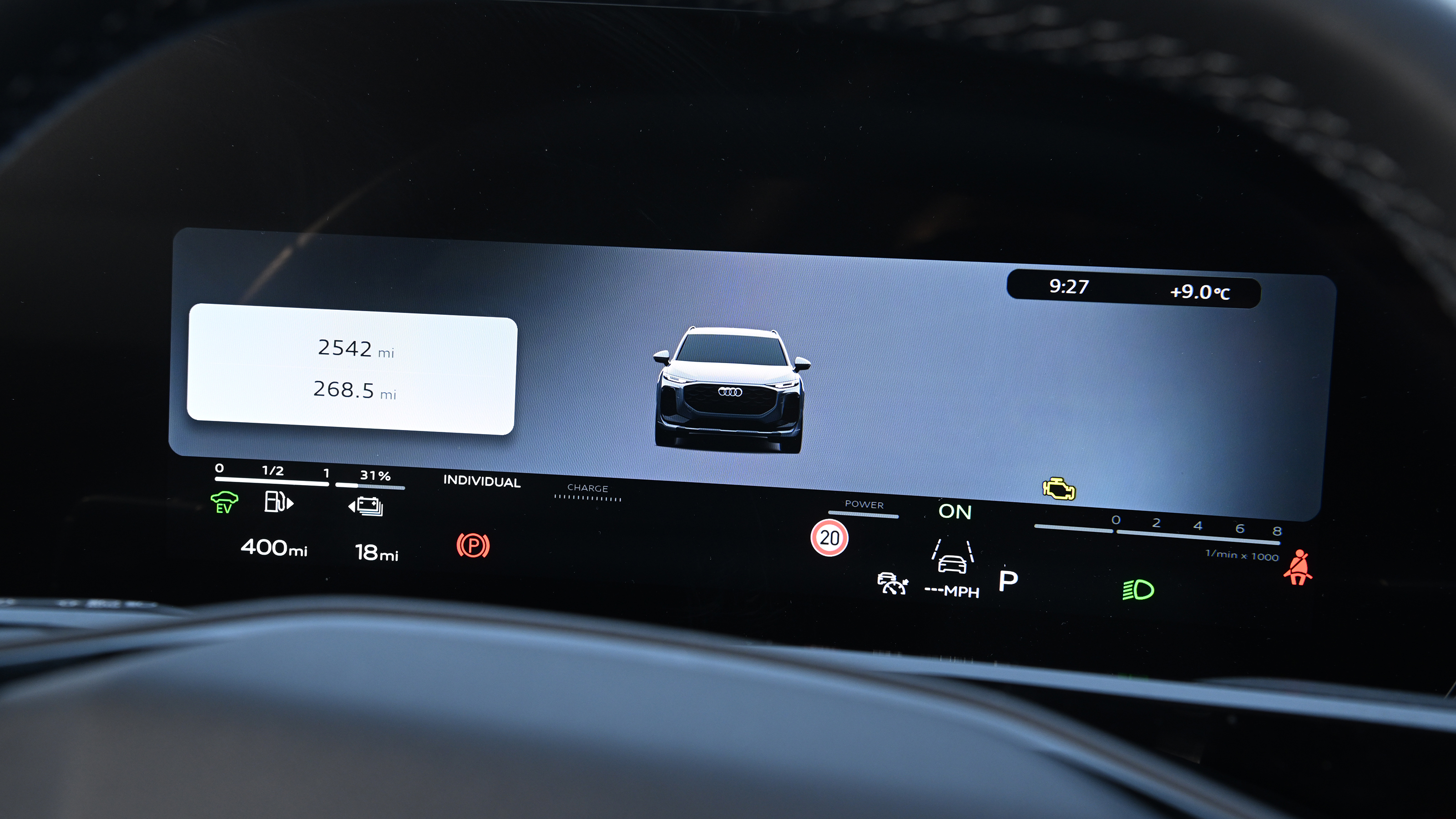 Audi Q3 - dashboard screen