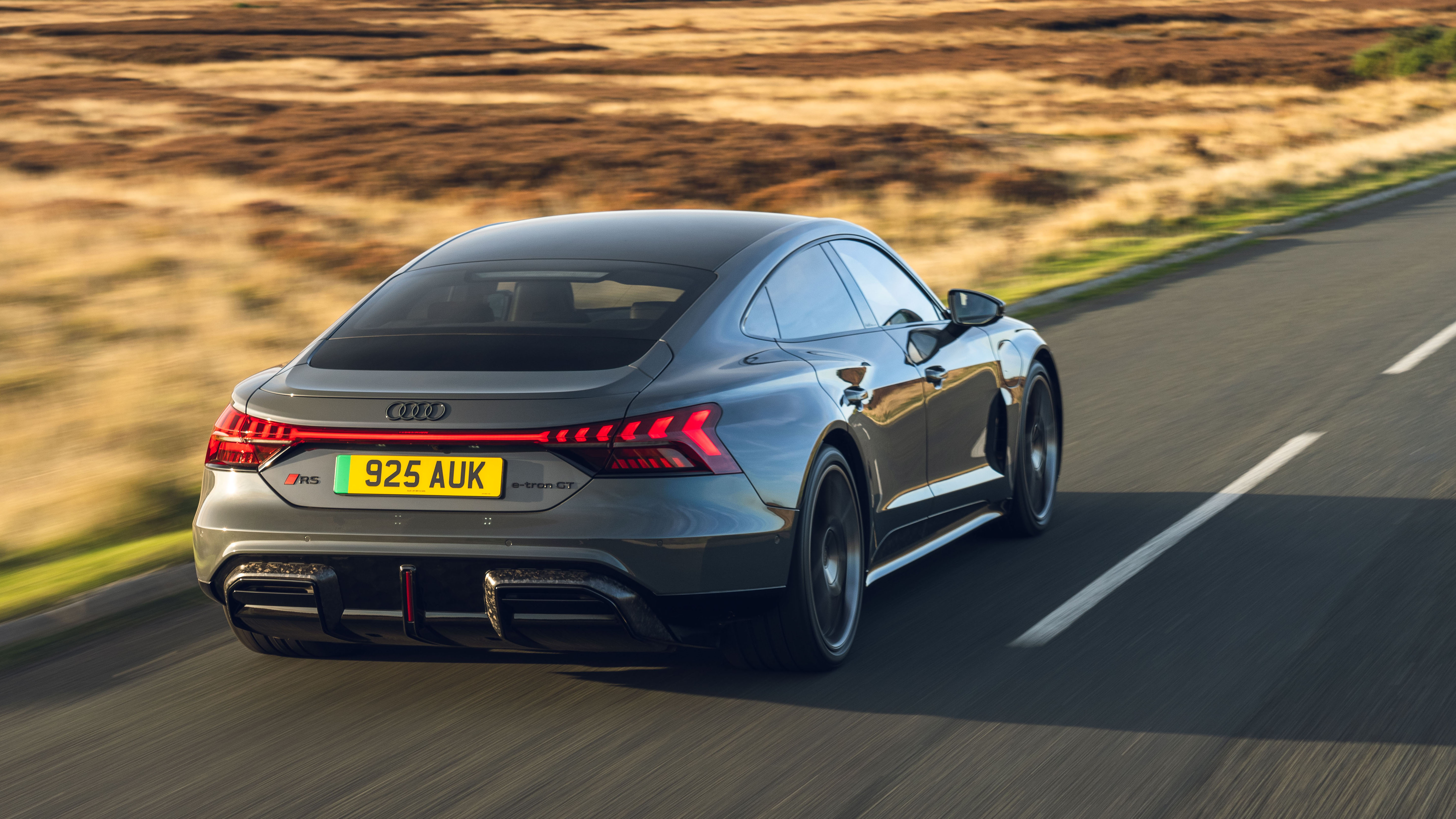 New Audi RS e-tron Performance - rear tracking 
