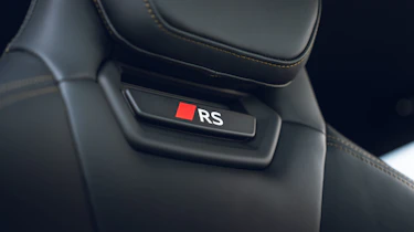 New Audi RS e-tron Performance - front seats