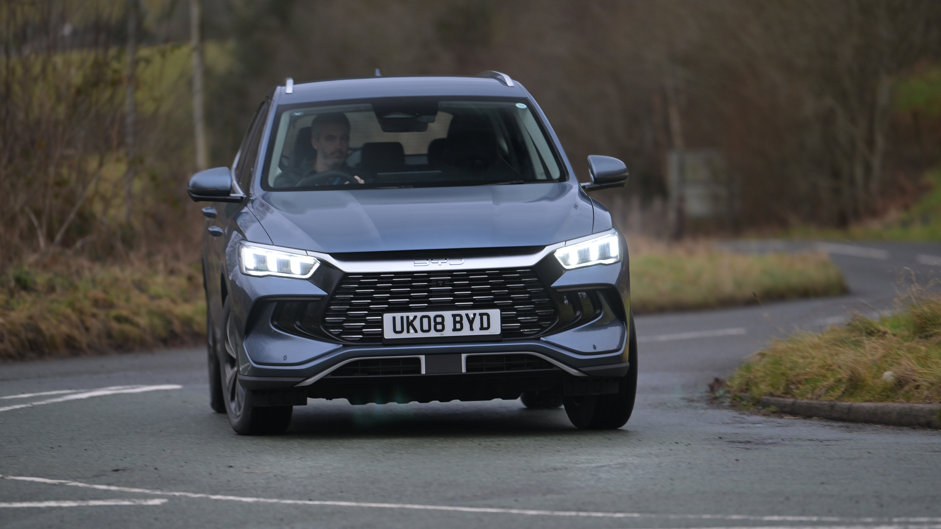 BYD Sealion 5 DM-i Design - front cornering