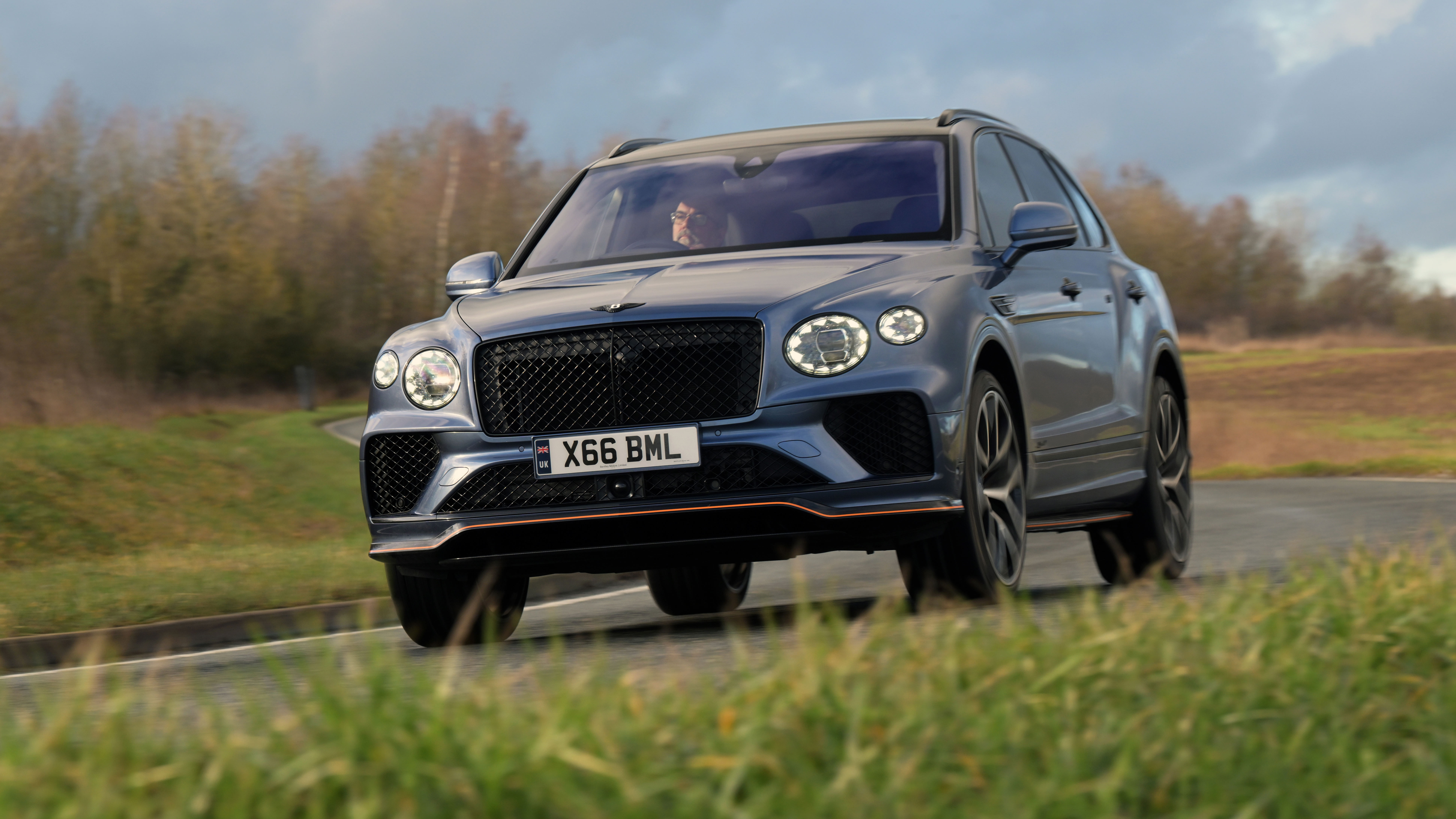 Bentley Bentayga Speed - front