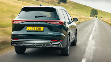 Chery Tiggo 8 - rear tracking