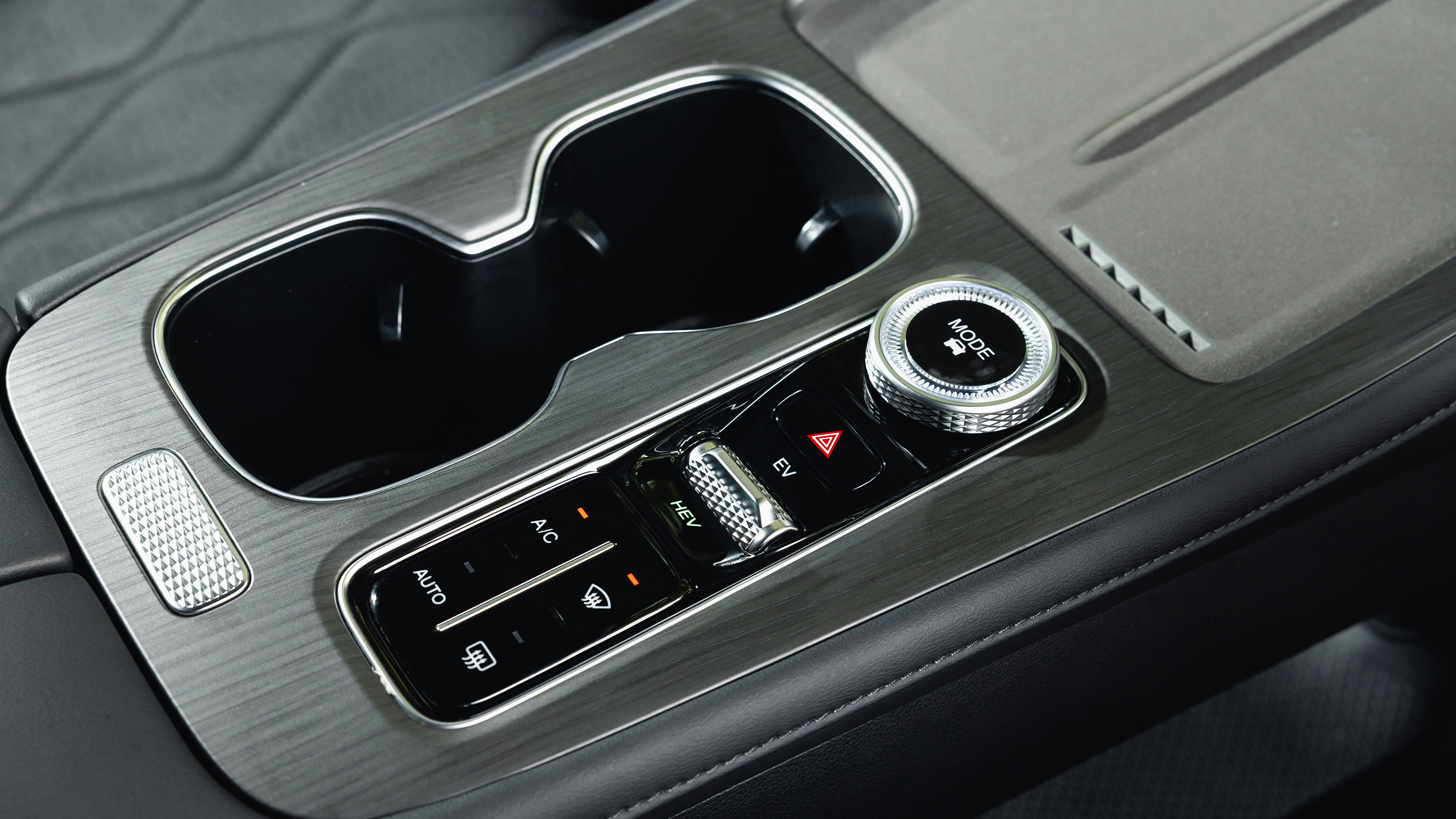 Chery Tiggo 8 - centre console