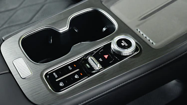 Chery Tiggo 8 - centre console