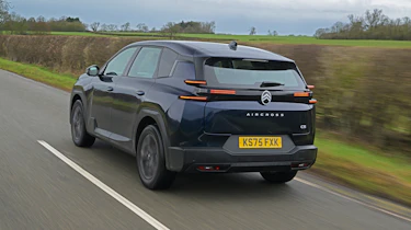 Citroen C5 Aircross - rear tracking