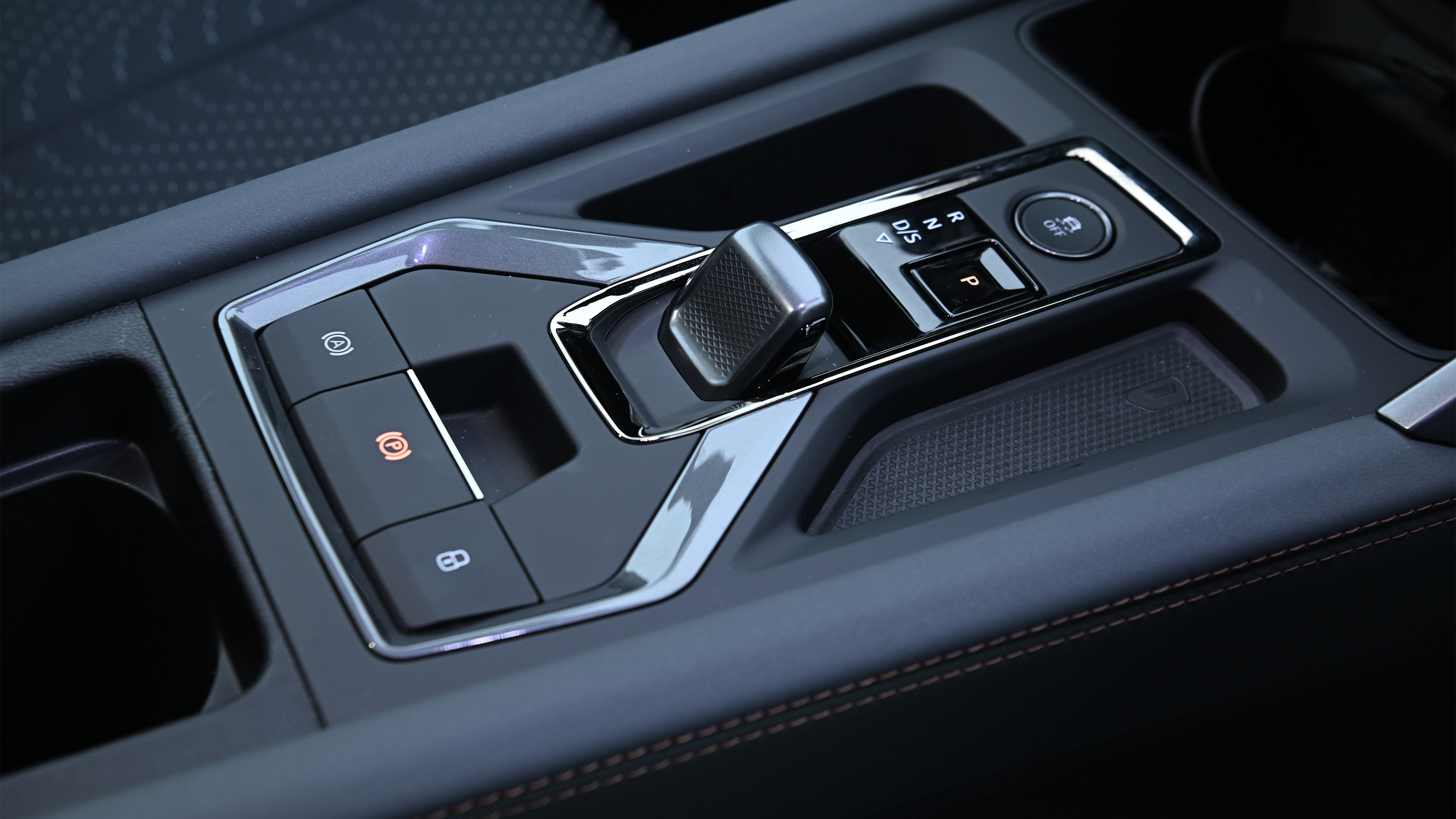 Cupra Formentor - drive selector