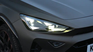 Cupra Formentor - front lights