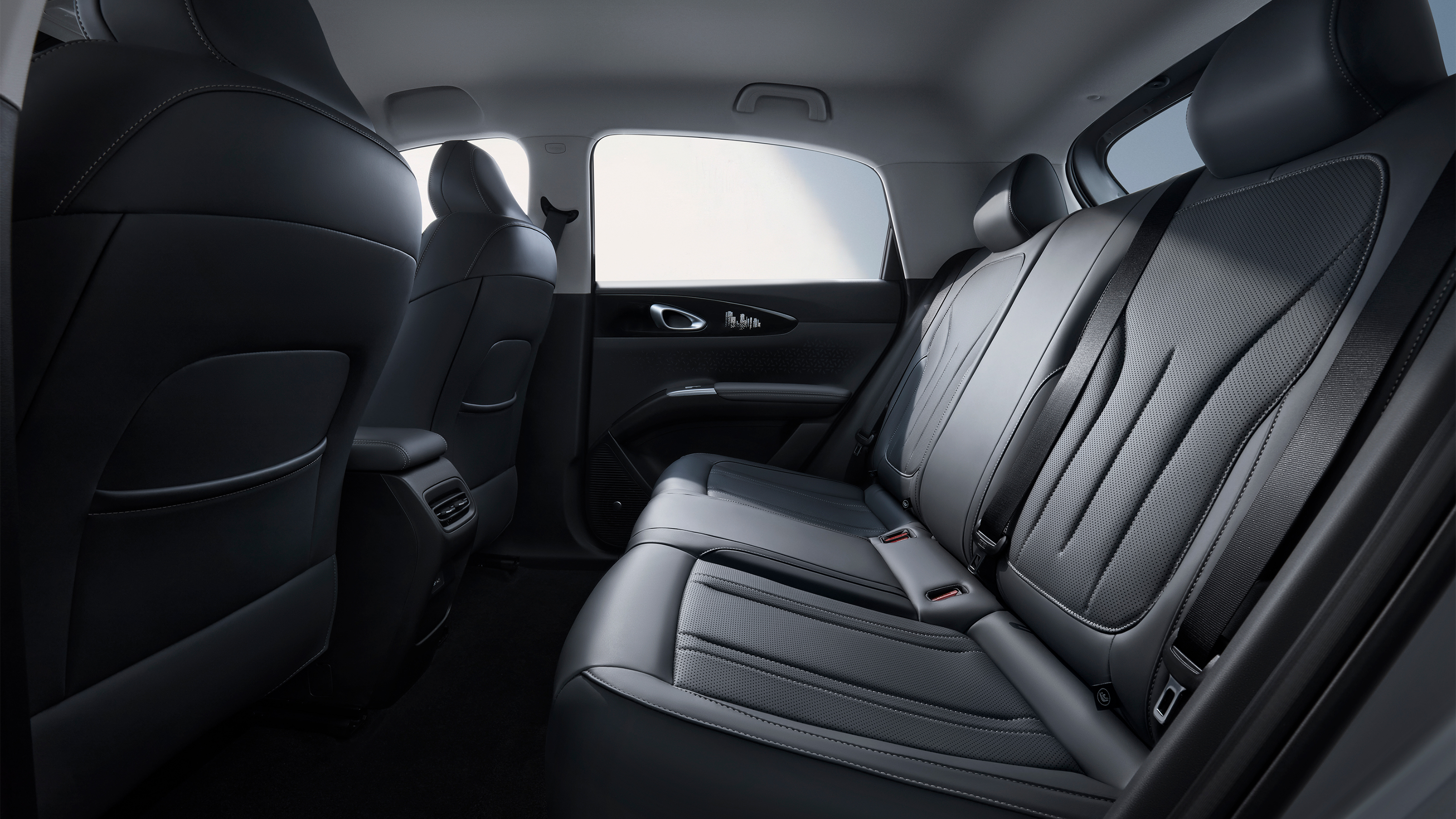 Geely EX2 - rear seats black