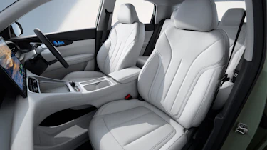 Geely EX2 - front seats