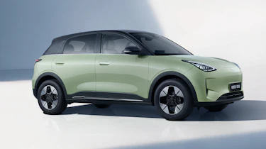 Geely EX2 - green front angled