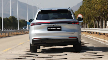Geely Starray EM-i - rear