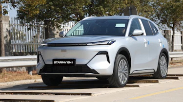 Geely Starray EM-i - front