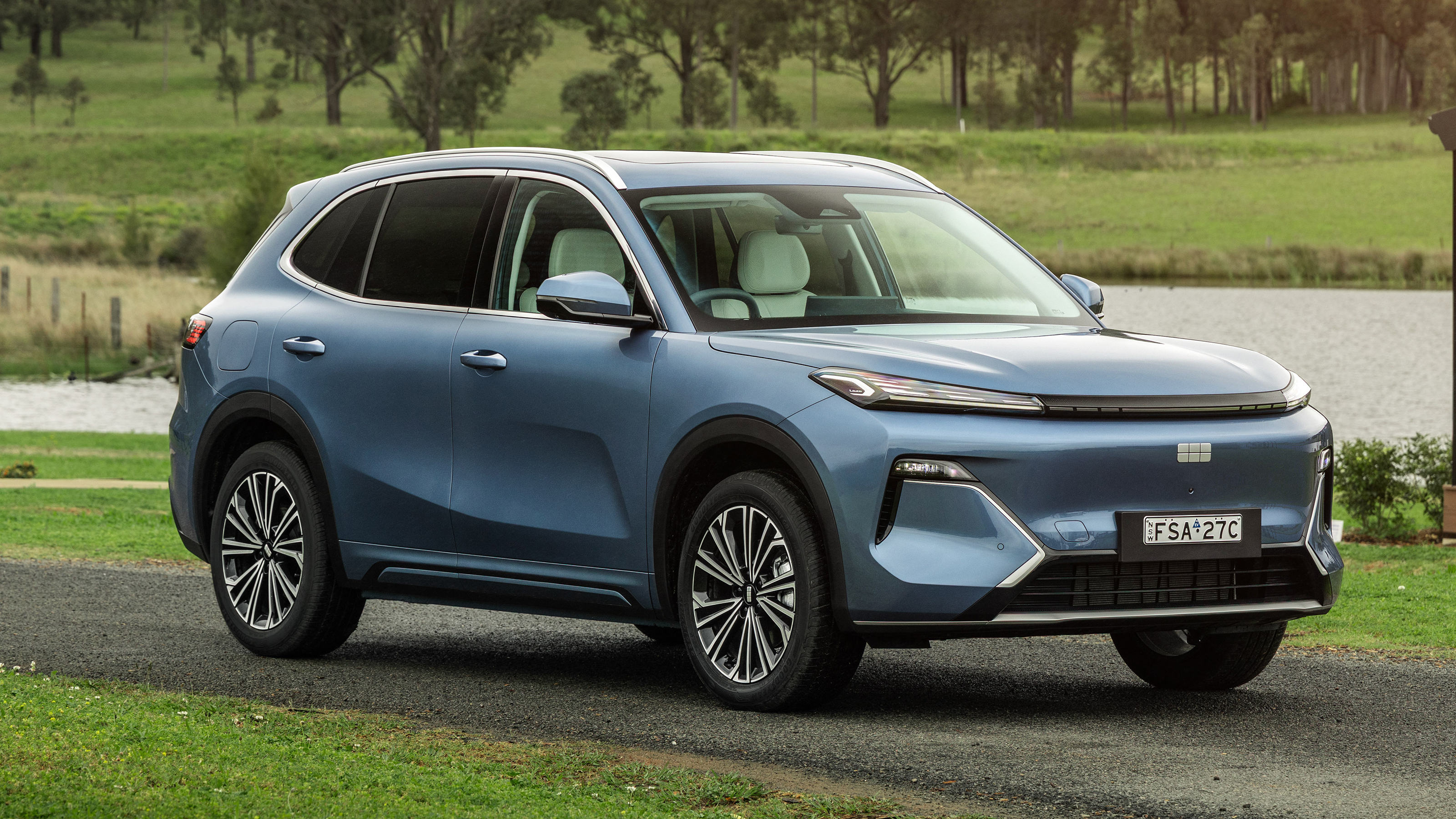 Geely Starray SUV - static front angled