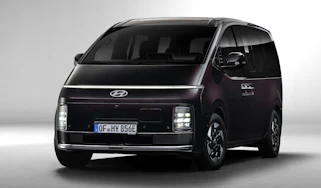 Hyundai Staria - front