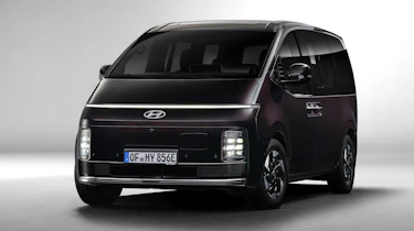 Hyundai Staria - front