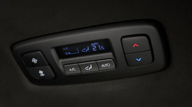 Hyundai Staria - heating controls