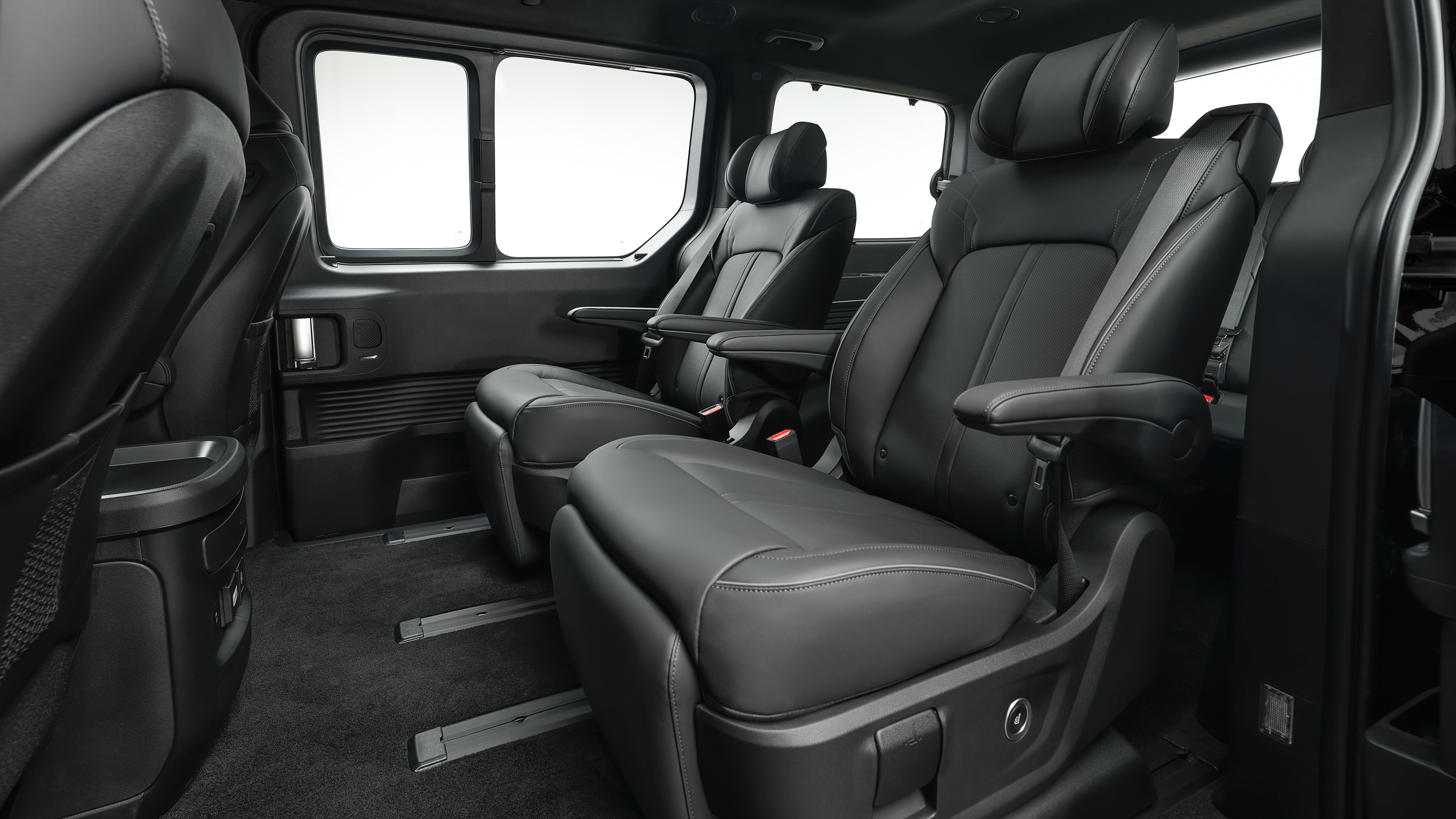 Hyundai Staria - rear seats