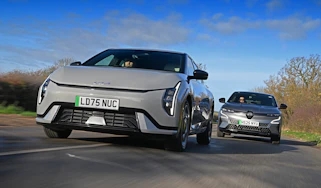 Kia EV4 and Renault Megane - front tracking