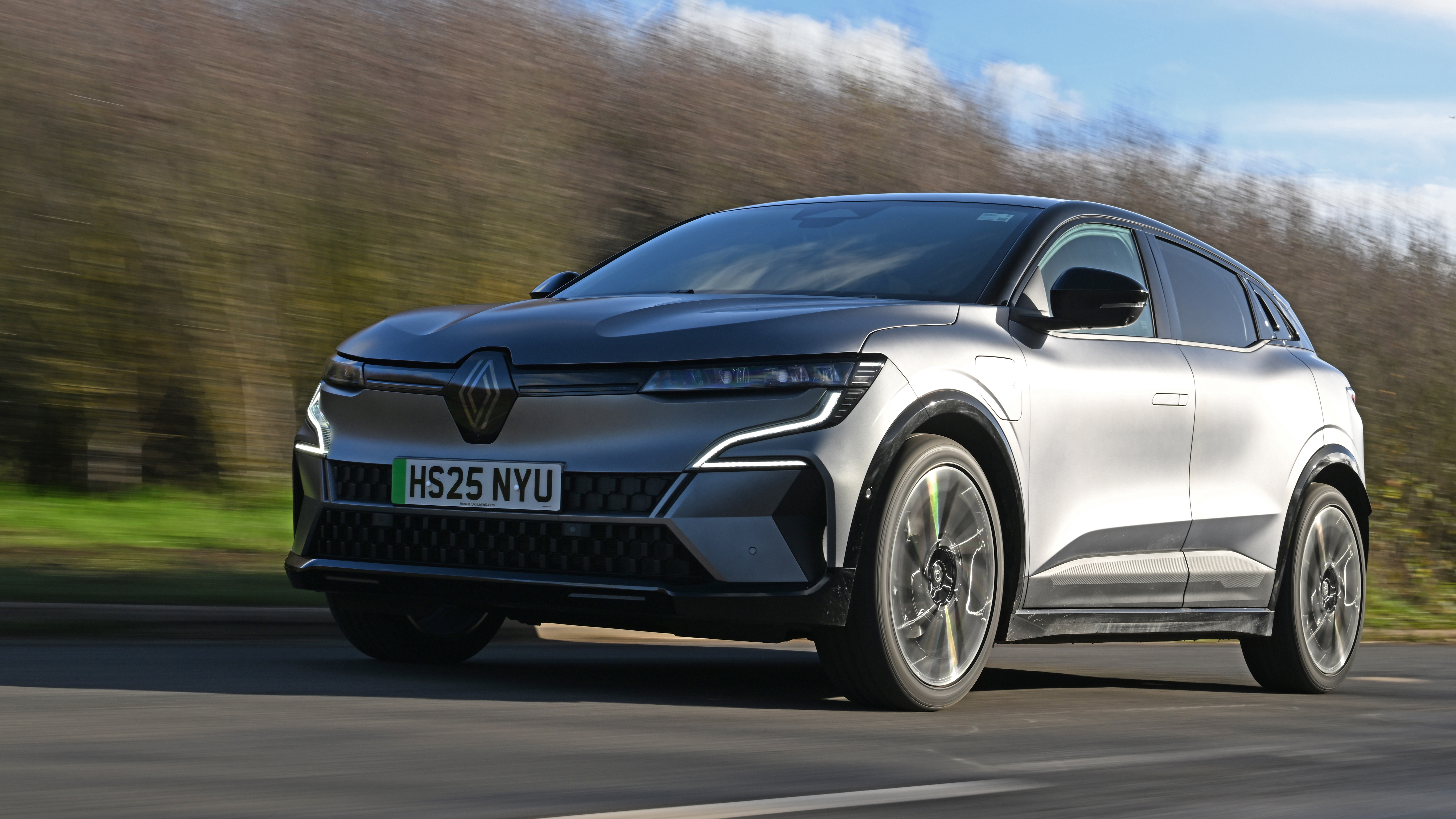 Renault Megane - front tracking 