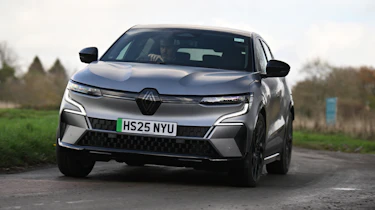 Renault Megane - front cornering