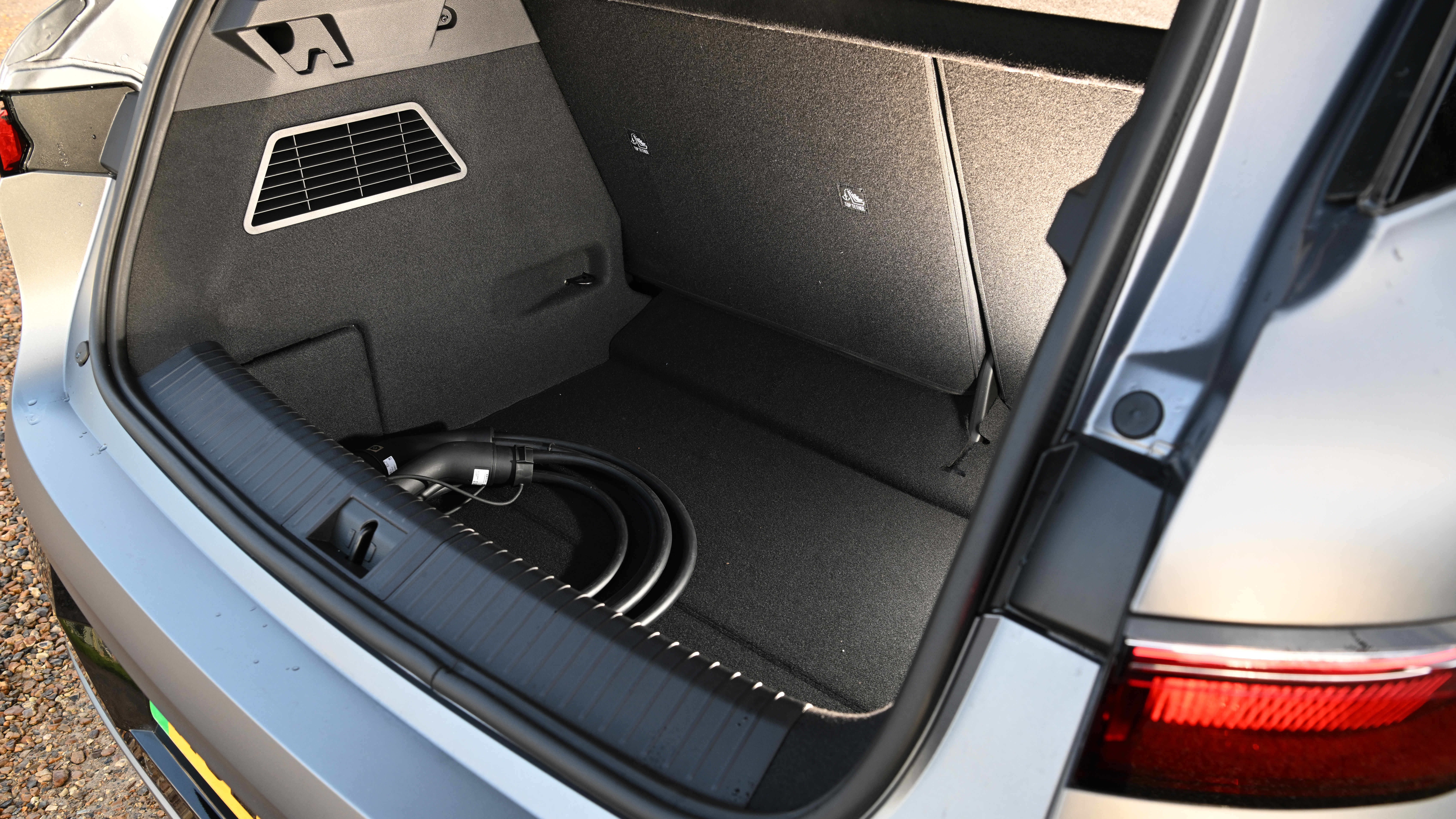 Renault Megane - boot 