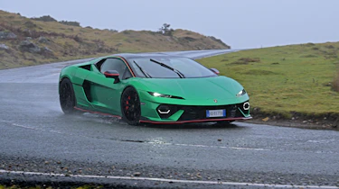 Lamborghini Temerario Alleggerita - front cornering