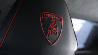 Lamborghini Temerario Alleggerita - headrest embroidered badge