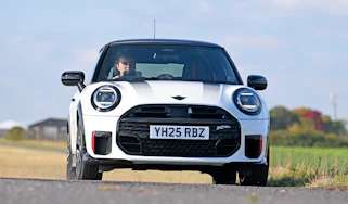 MINI John Cooper Works - head on