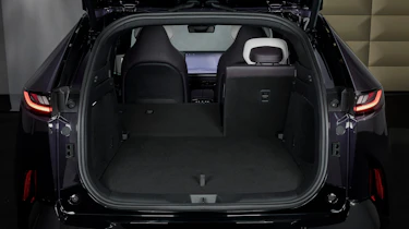 Mazda CX-6e - boot