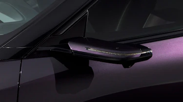 Mazda CX-6e - camera