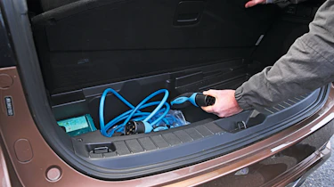 Mazda CX-80 Homura Plus - cable storage