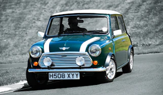 1990 Mini Cooper - front cornering
