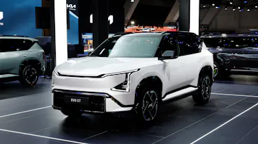 New Kia EV5 GT at the Brussels Motor Show - front 3/4 static