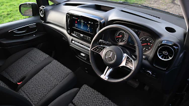 Mercedes Vito Tourer - dash