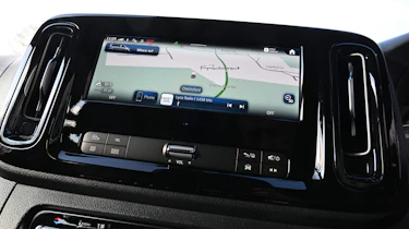Mercedes Vito Tourer - screen
