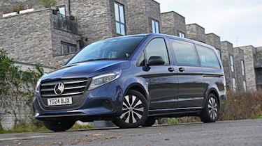 Mercedes Vito Tourer - front static