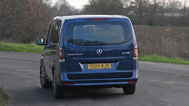 Mercedes Vito Tourer - rear action