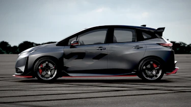 Nissan Aura Nismo RS Concept - side profile