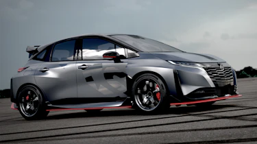 Nissan Aura Nismo RS Concept - front angled