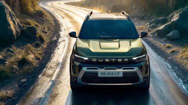 Renault Duster - full front
